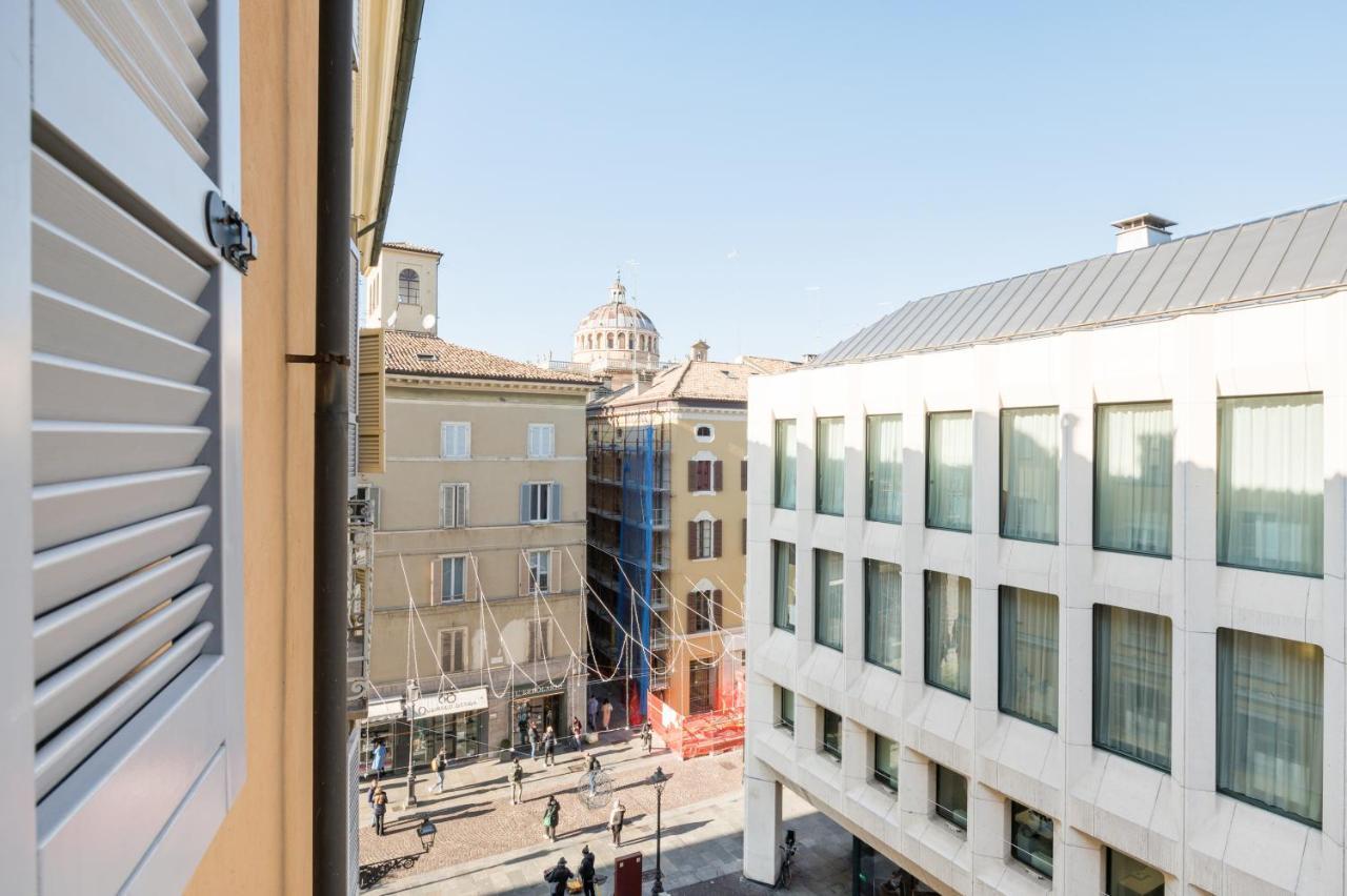 Raffinato Apt Vicino A Piazza Garibaldi X5 Парма Екстериор снимка